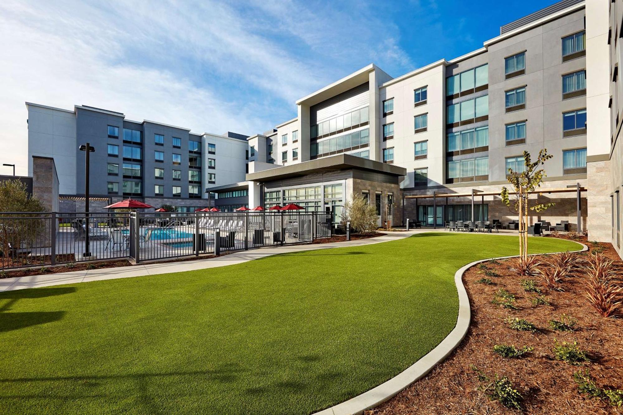 Homewood Suites By Hilton Long Beach Airport Εξωτερικό φωτογραφία
